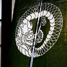 画像をギャラリービューアに読み込む, 黒田旗幟店作 手染めの品